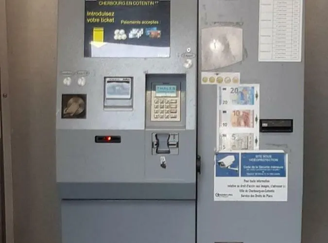 Che F3 Gauche Terrasse Jardin Barbecue Hypercentre Wifi *